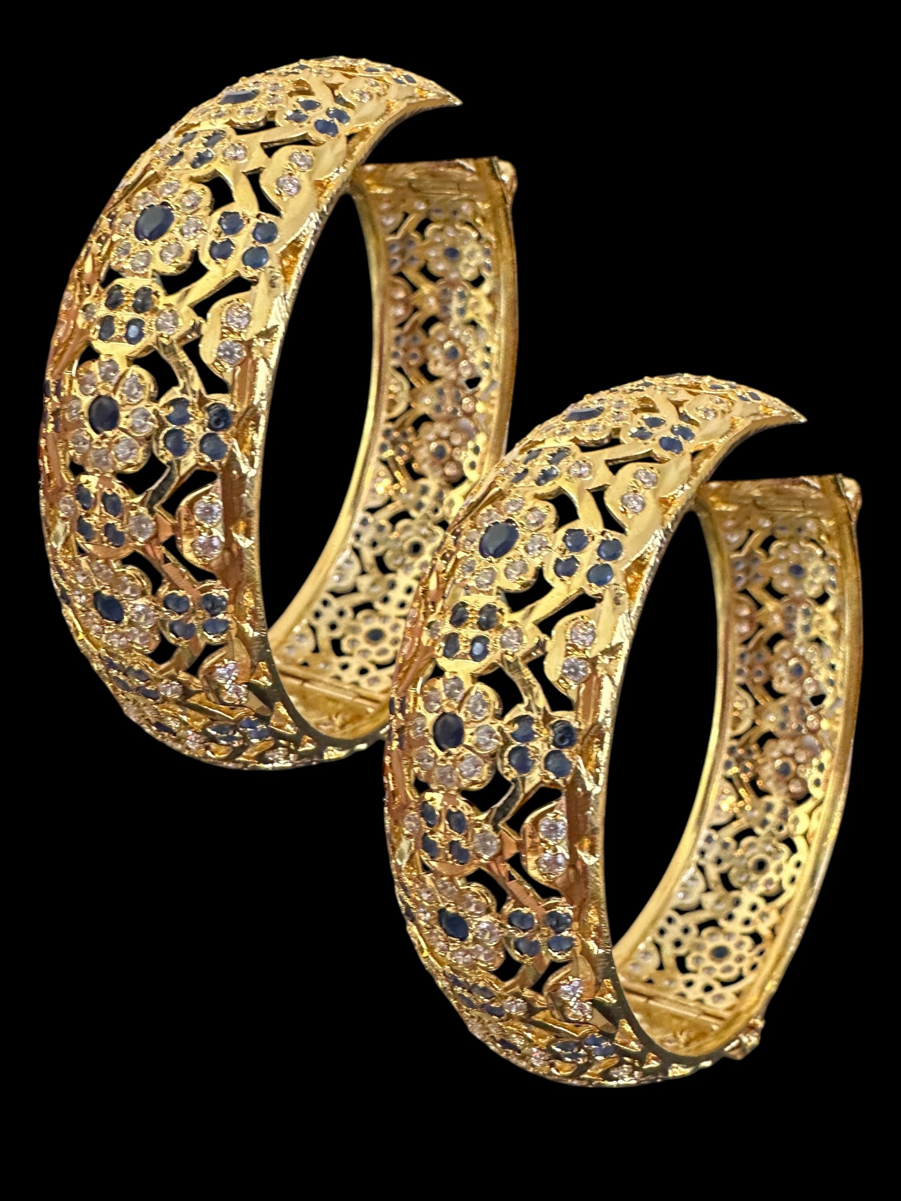 B321 Shibra bangles in sapphire zircon ( SHIPS IN 4 WEEKS )