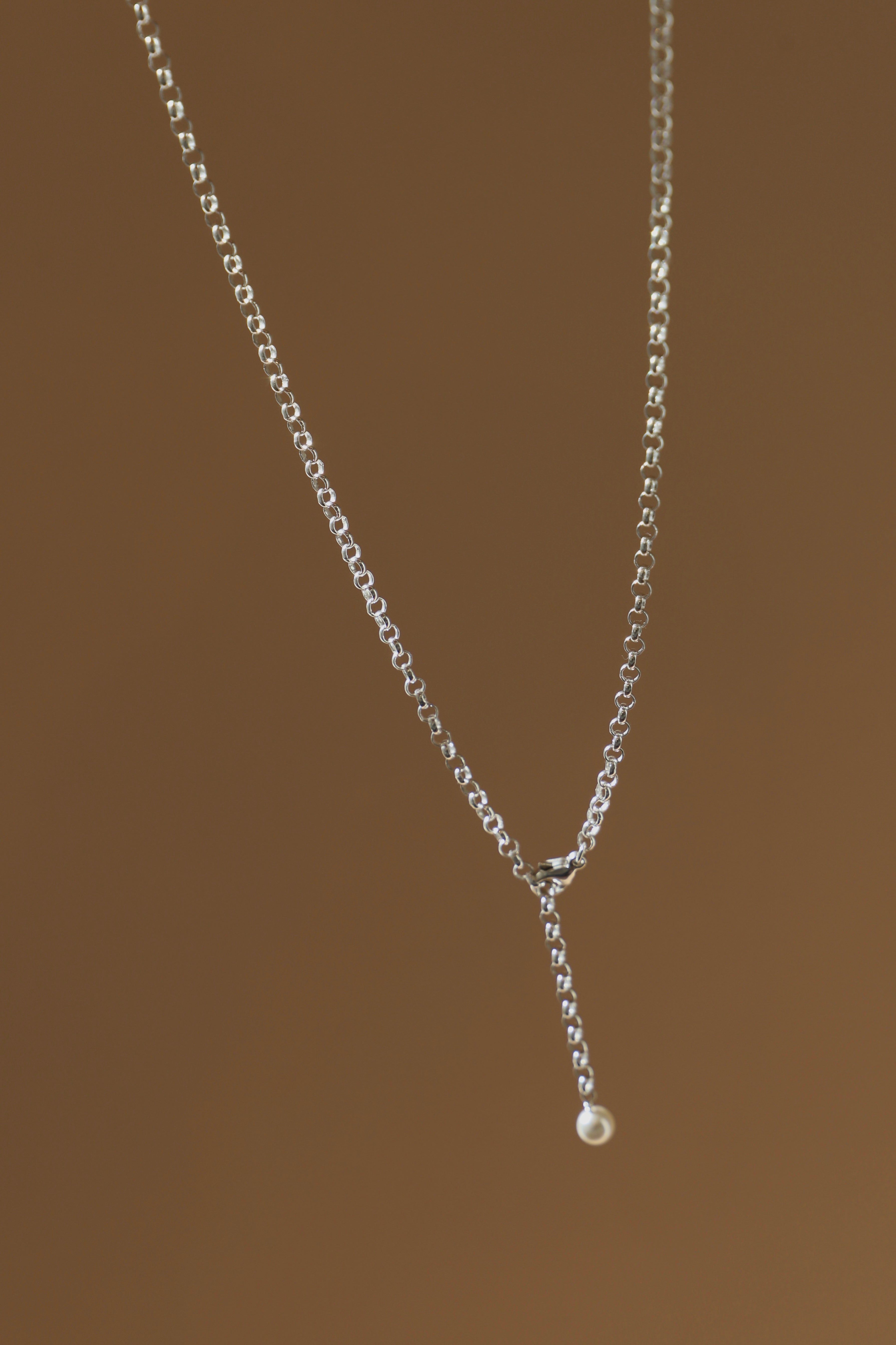 SILVER ROLO CHAIN NECKLACE