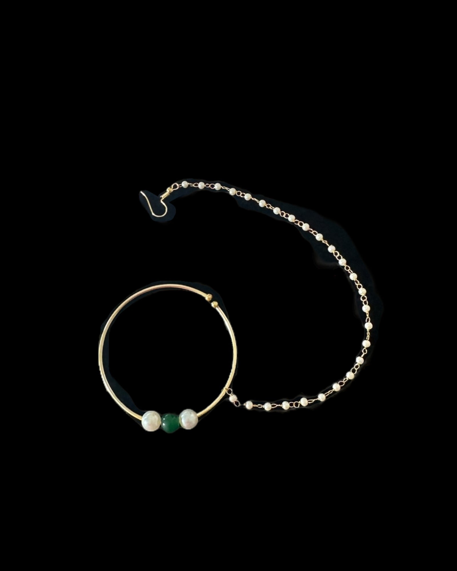 Elegant bridal pearl nose ring with green bead  - nath ( READY TO SHIP )