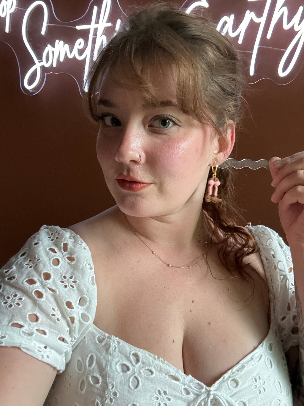 Boots and Bows, Brown