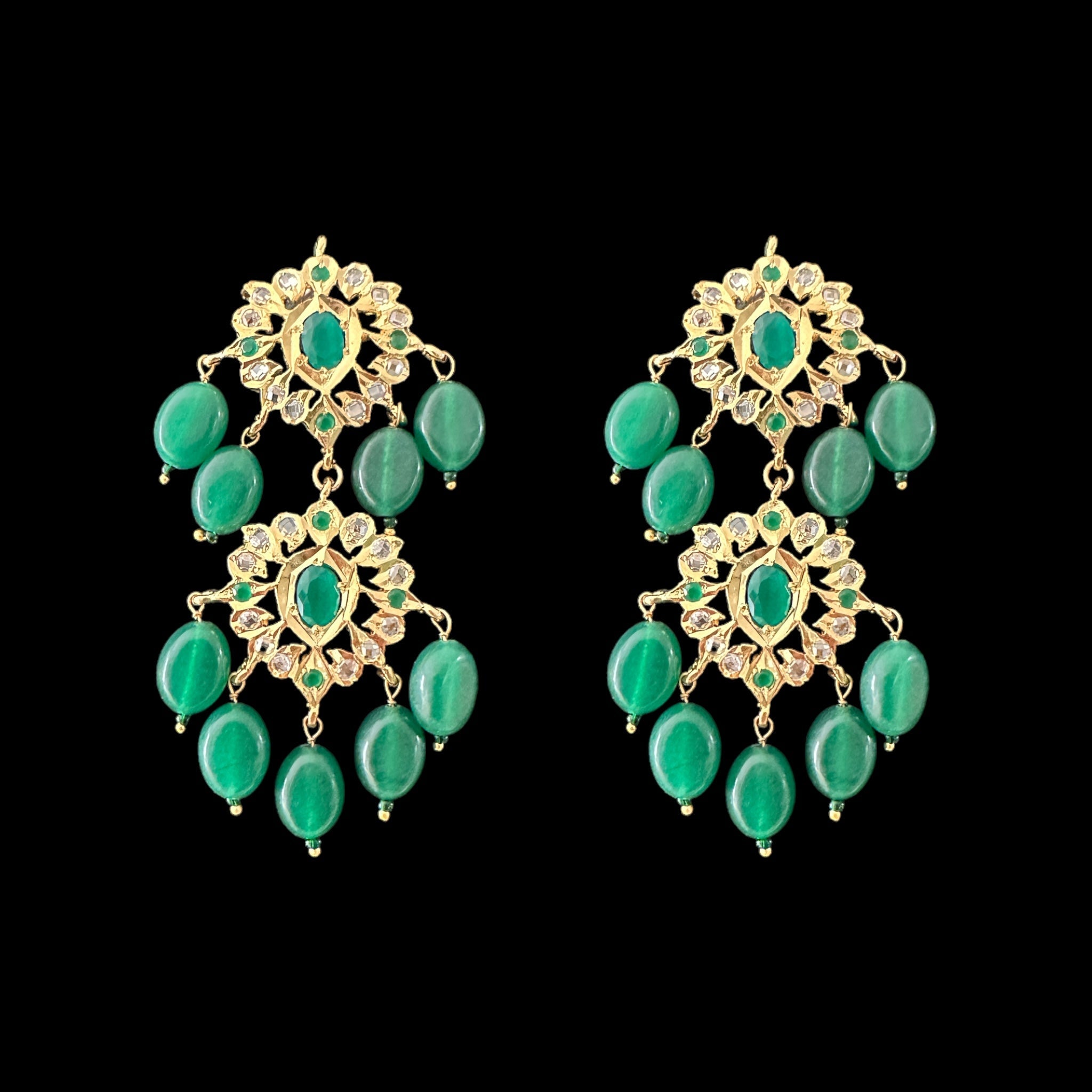 PS315 Neelam shell pearl pendant set in green ( SHIPS IN 4 WEEKS  )