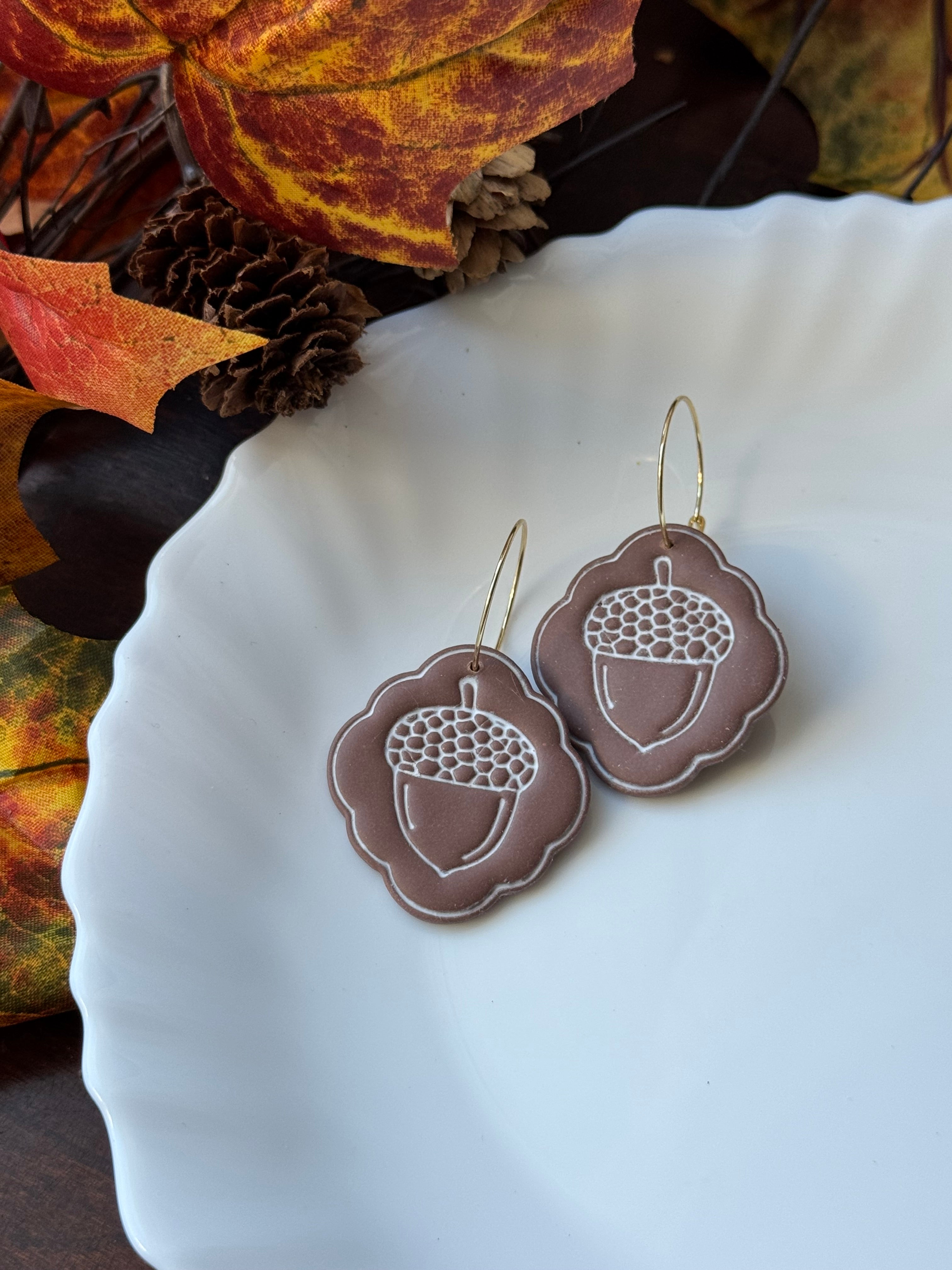 Acorn Hoops