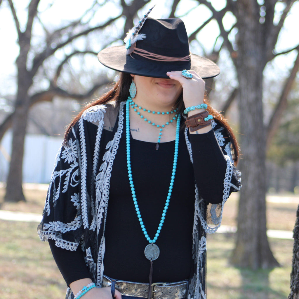 **Long Turquoise Beaded Necklace w/ Indian Pendant 258ka