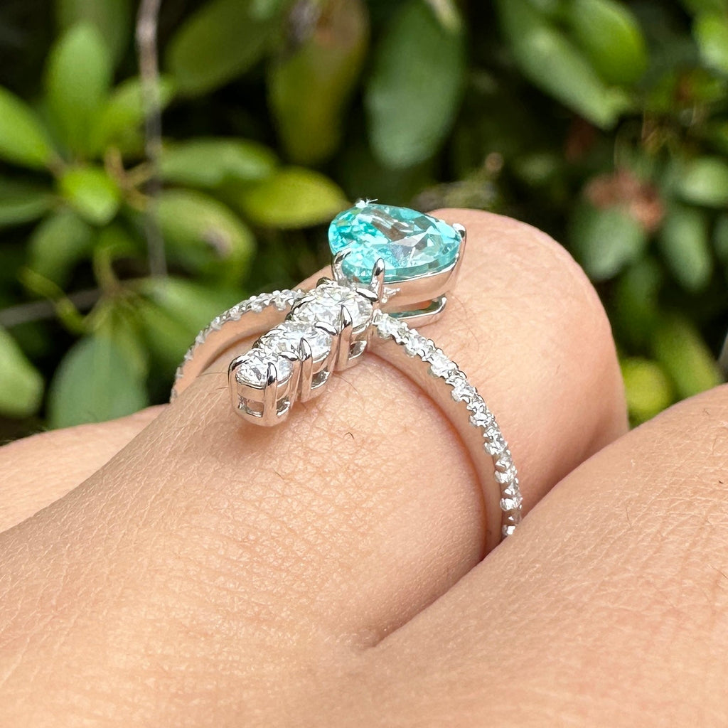 Heart & Round Cut Moissanite Ring