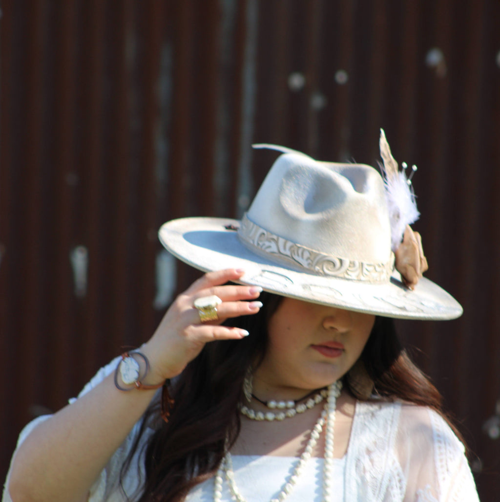 White Turquoise Bracelet w/ Adjustable Ties (010h)