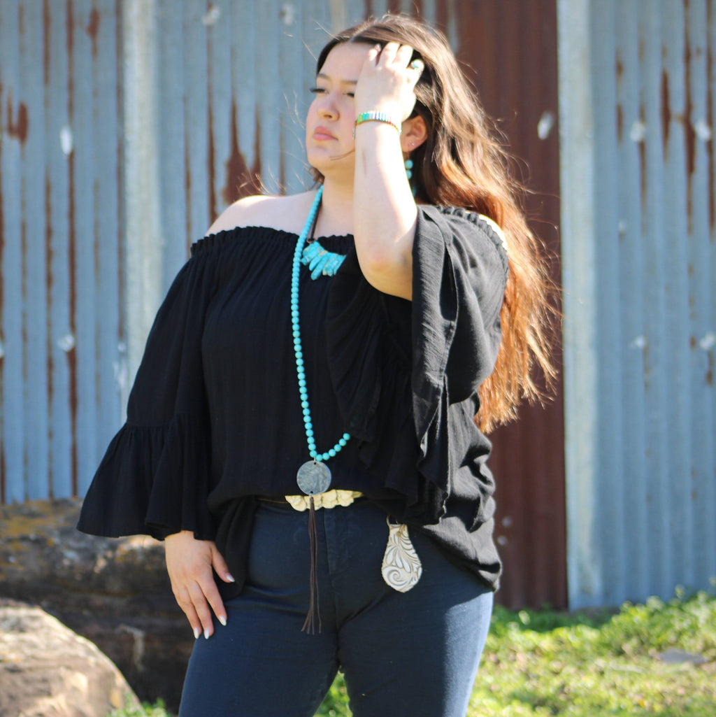 **Long Turquoise Beaded Necklace w/ Indian Pendant 258ka