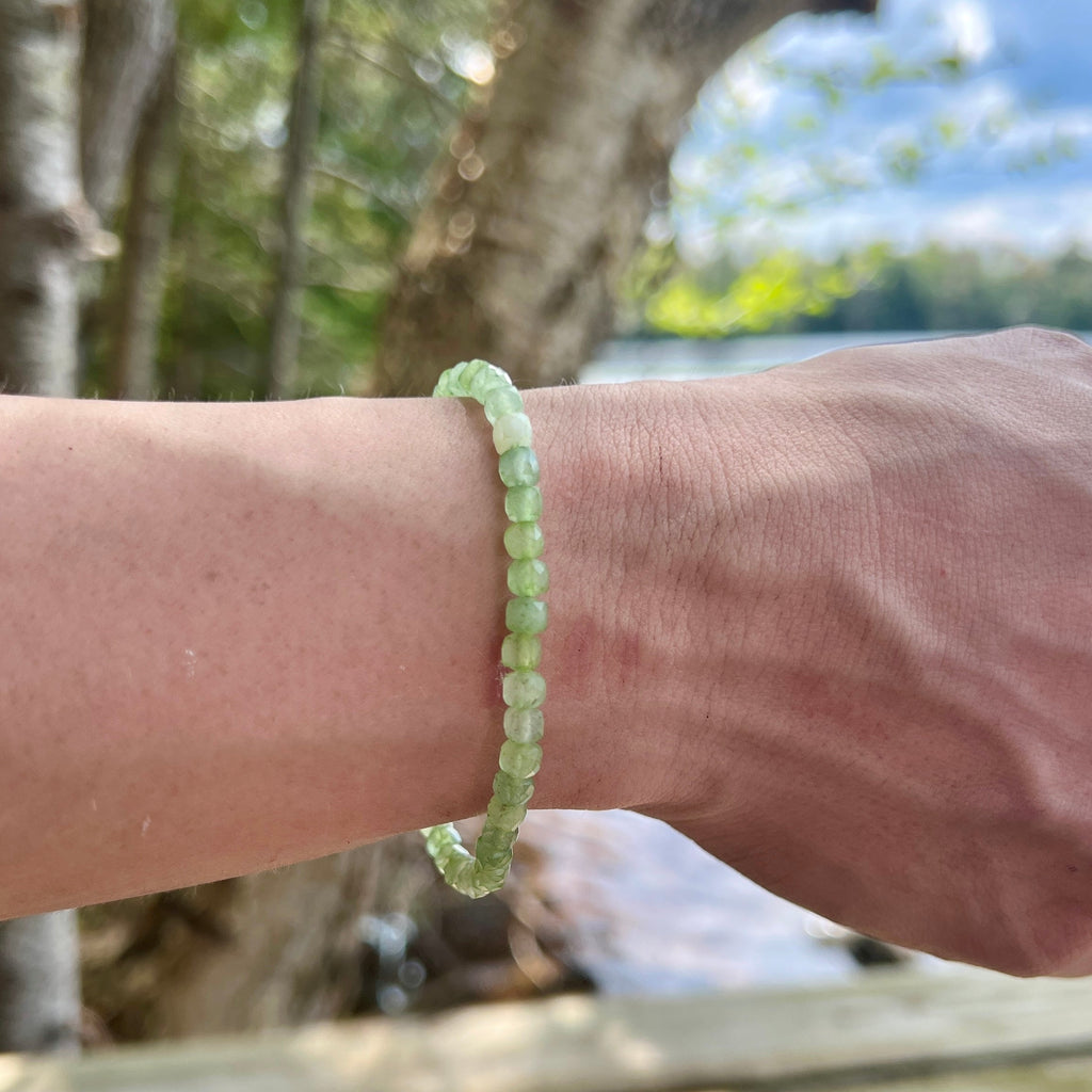 Russian Jade Cube Bracelet - Subtle Radiance Collection