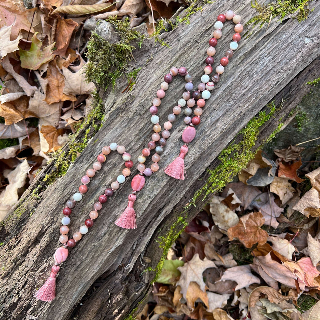 Rooted Connection Meditation Mala – 27 Beads of Moonstone & Mookaite