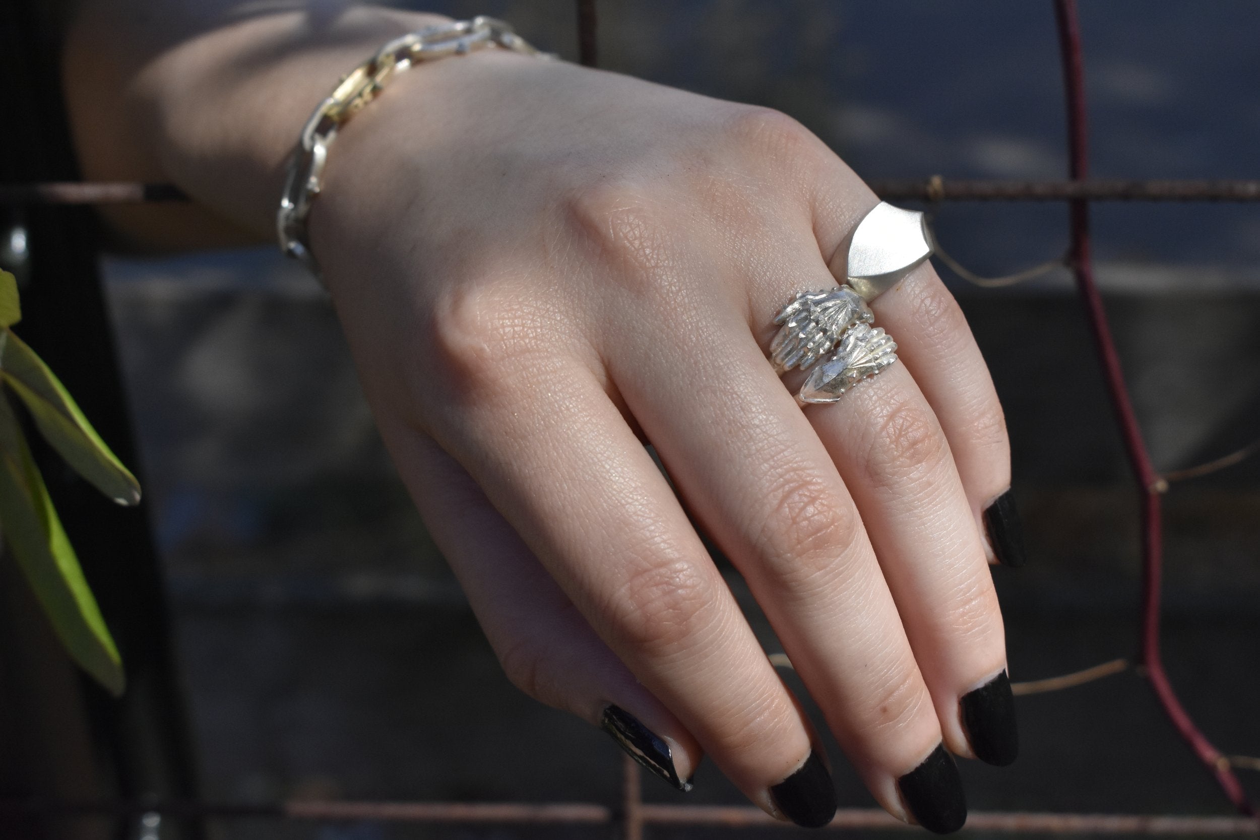 Large Solemn Oath Ring