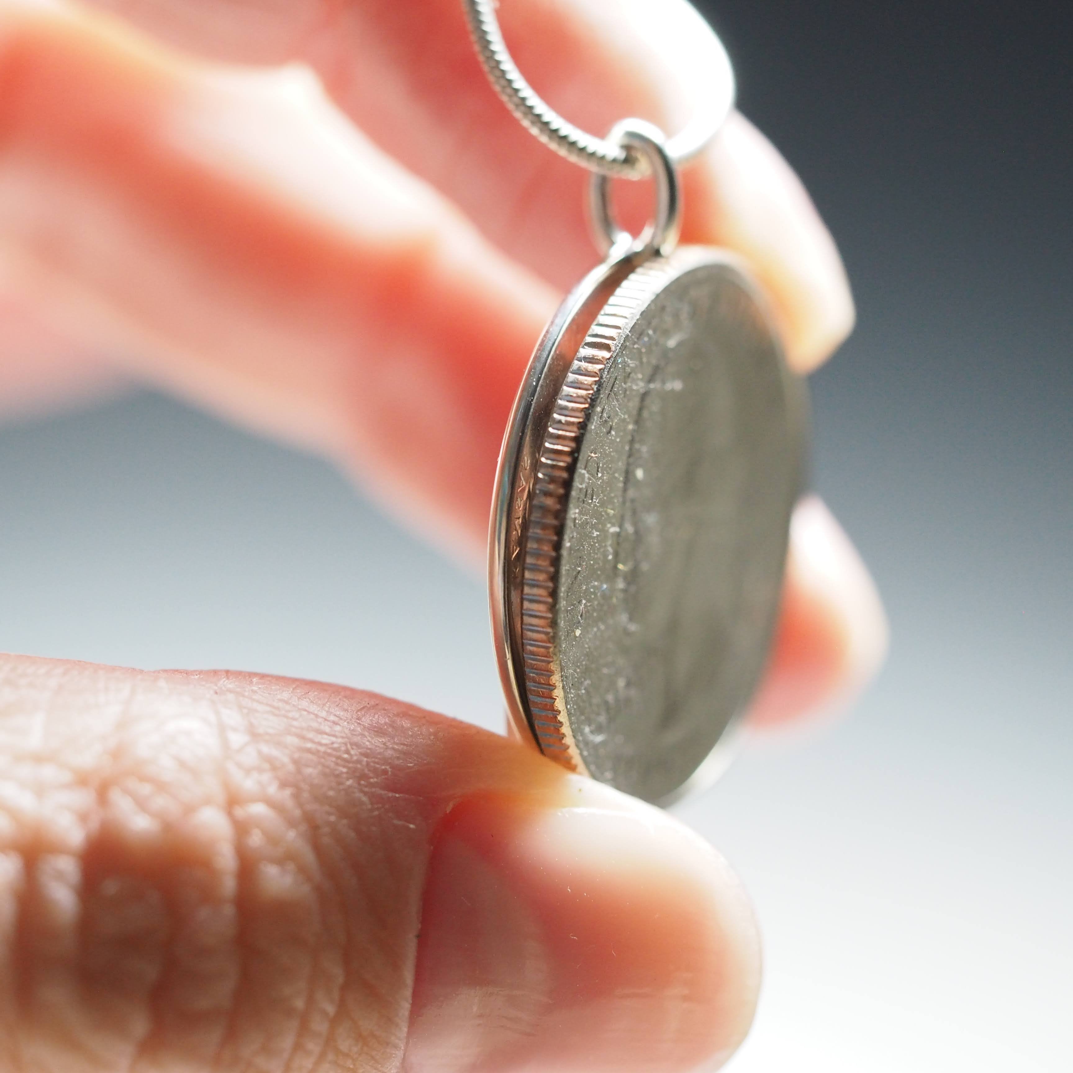 New York City, NY Pendant