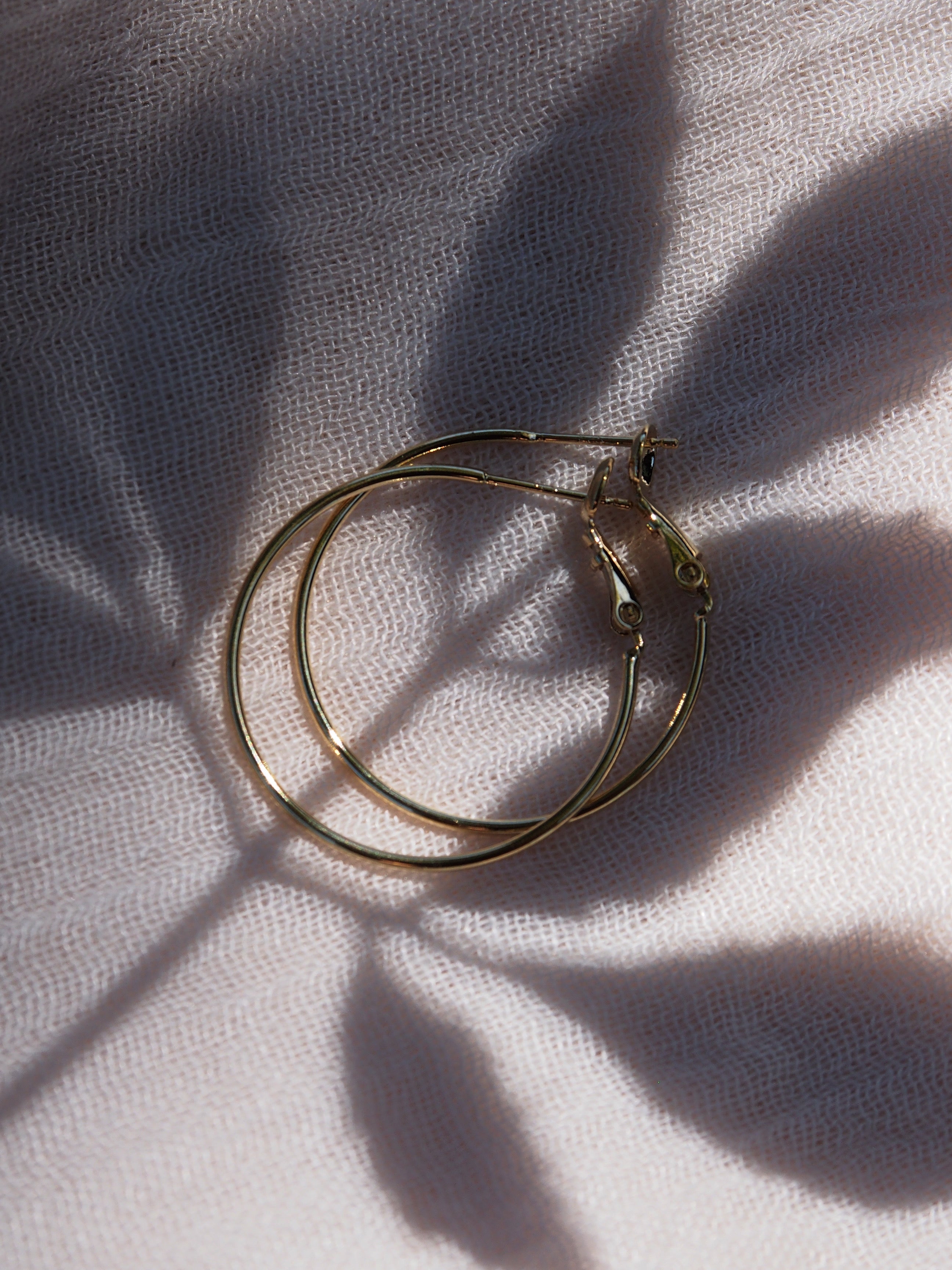 Thin Gold Hoop Earrings - 3 sizes - Keaka