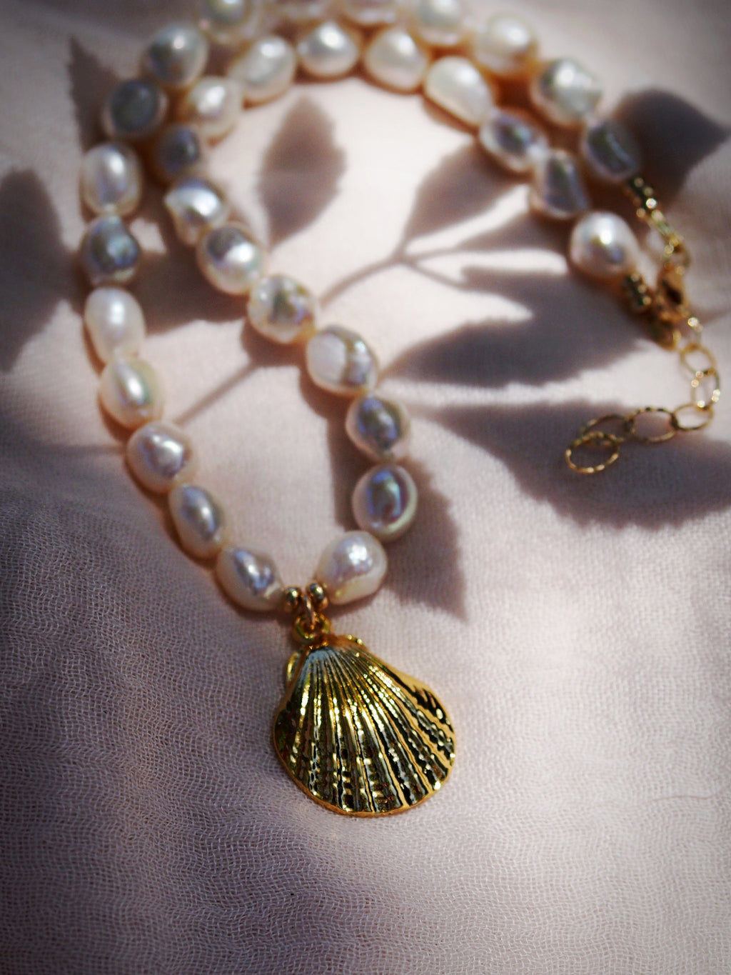 Sale - Statement White Pearl Necklace with Gold Shell Pendant - Kawai