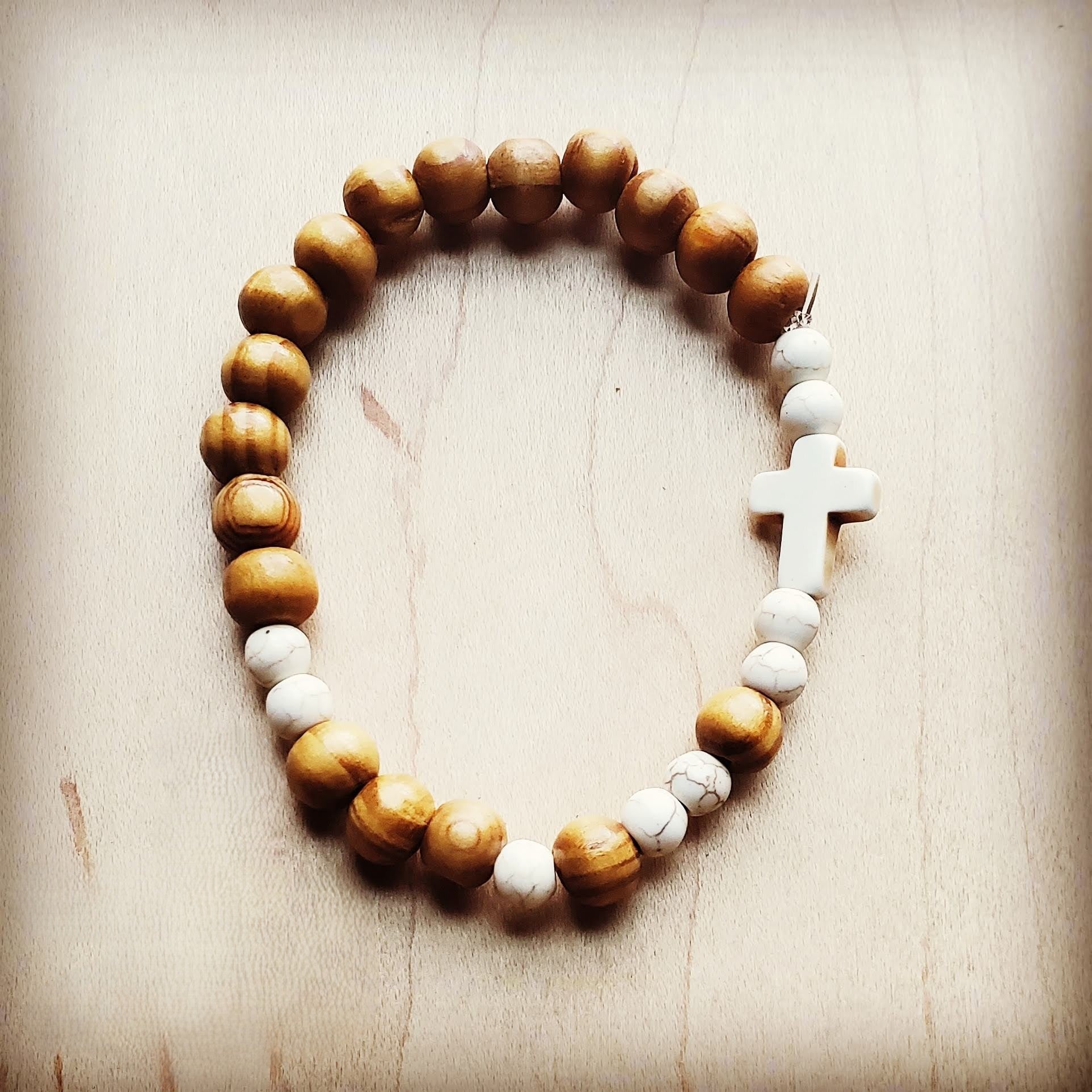 Stretch Bracelet Wood & White Turquoise Beads 804c