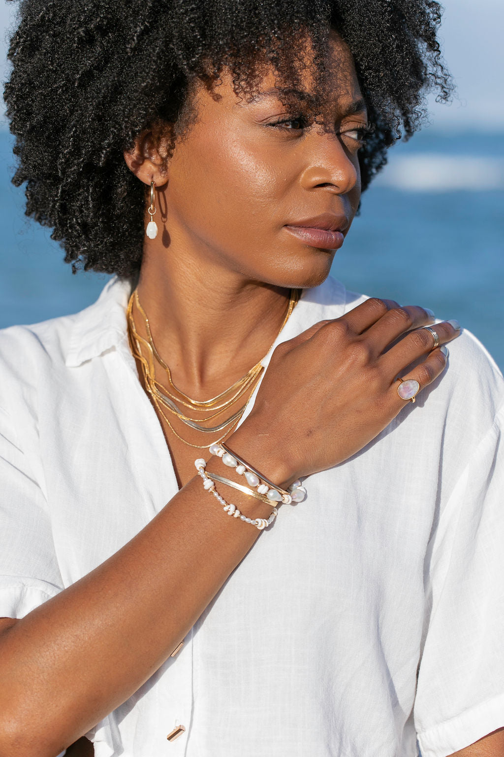 Gold Puka Shell Pearl Bracelet - Maka