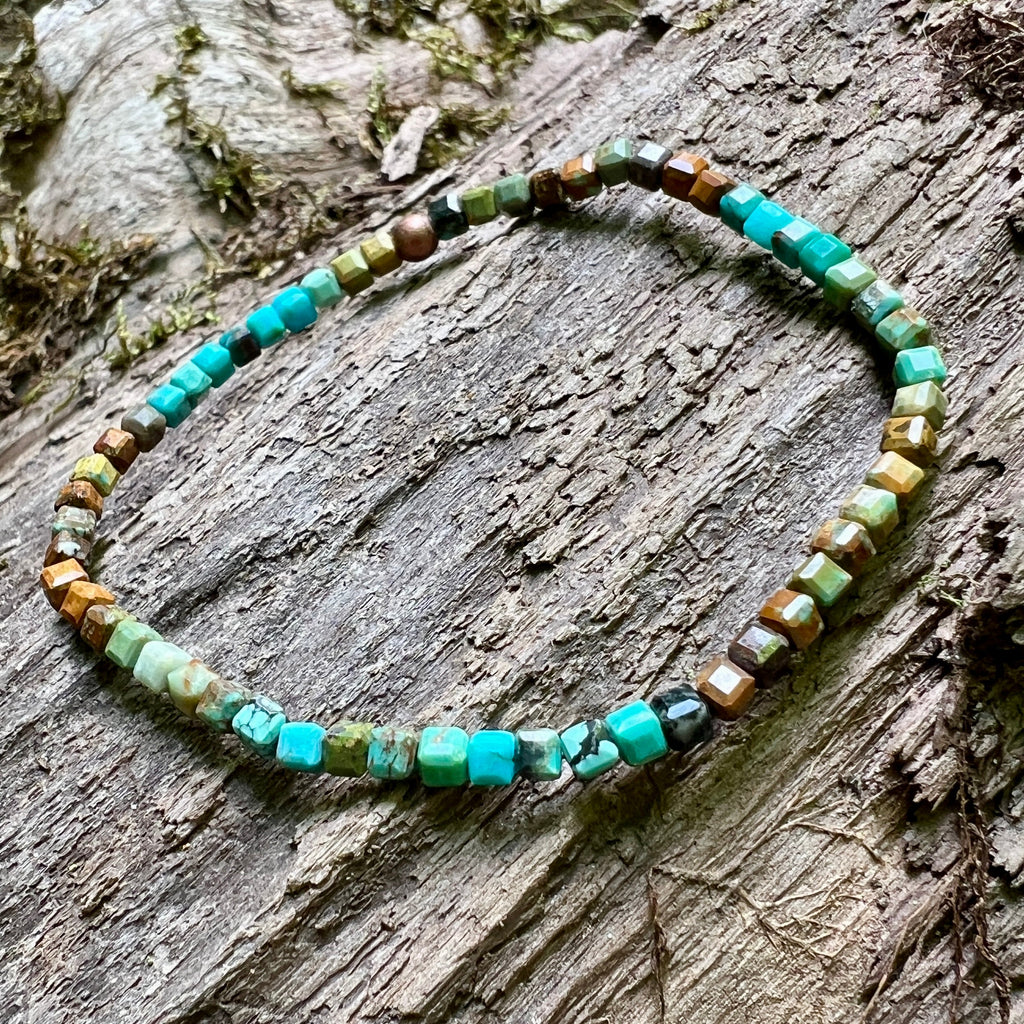 Hubei Turquoise Cube Bracelet - Subtle Radiance Collection