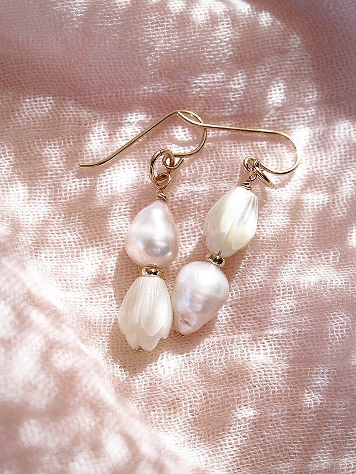 Gold Asymmetrical Pikake & Pearl Earrings - Huali