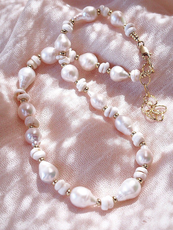 Gold Baroque Pearl Puka Shell Necklace - Kakahi