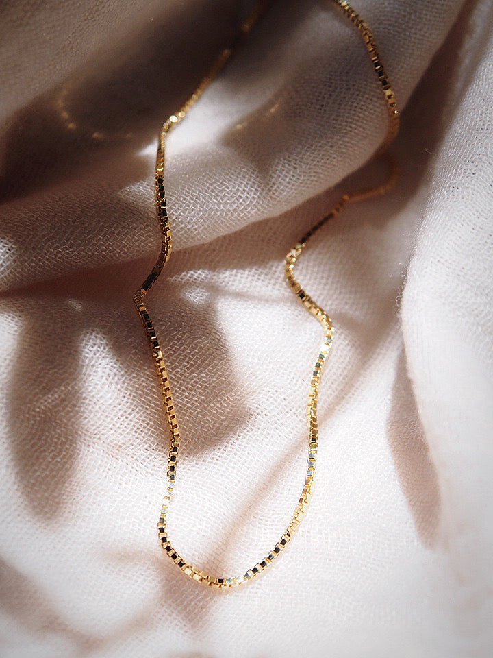 Basic Gold Box Chain Necklace - Iolani