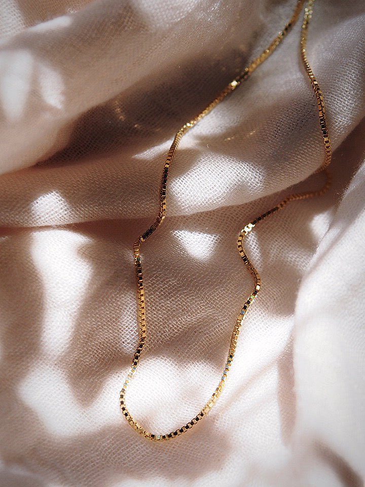 Basic Gold Box Chain Necklace - Iolani