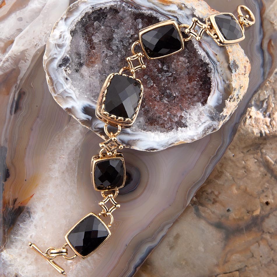 Black Onyx Golden Link Bracelet