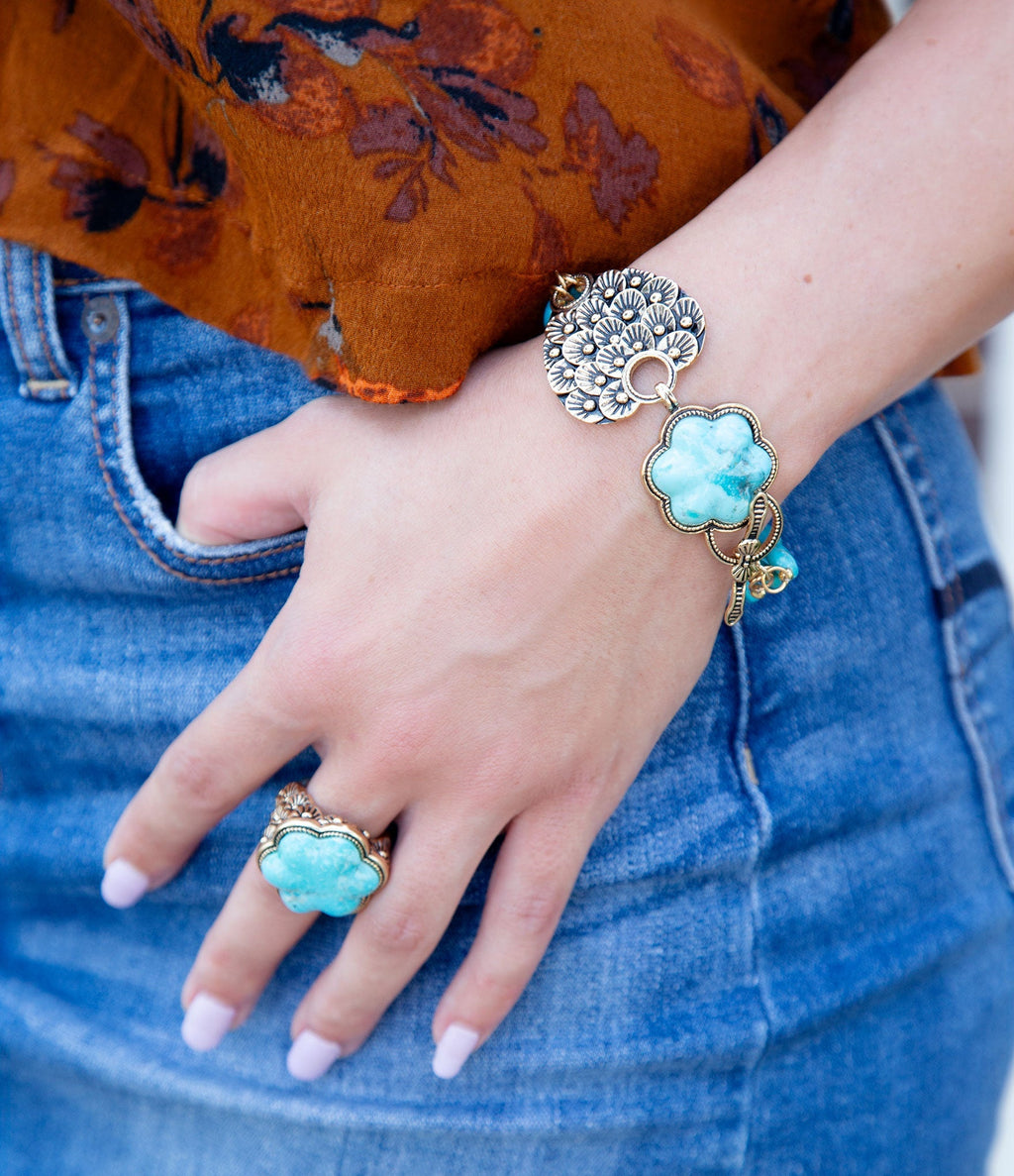 Blue Turquoise Flower Golden Toggle Bracelet