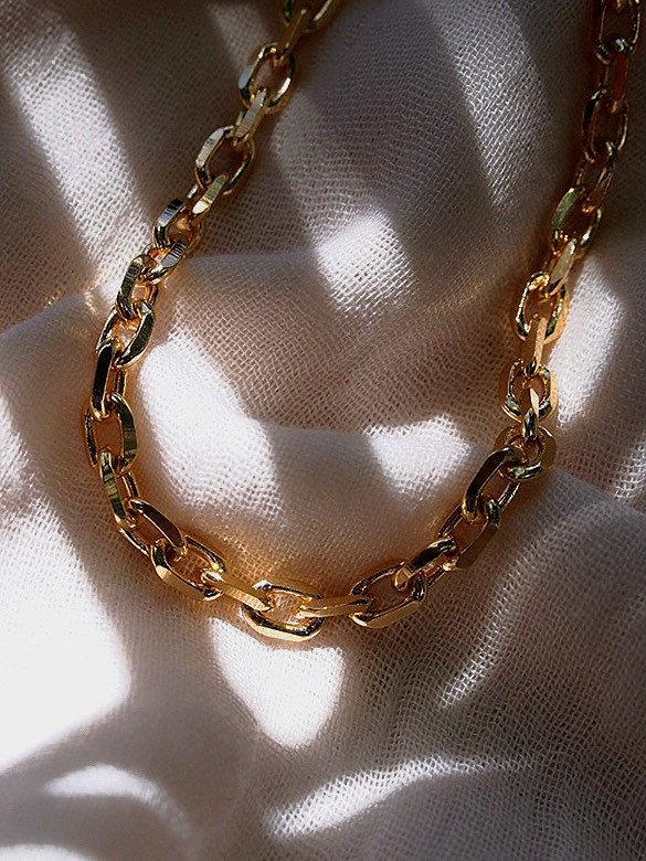 Sale - Chunky Paperclip Link Gold Chain Necklace - Nāwai