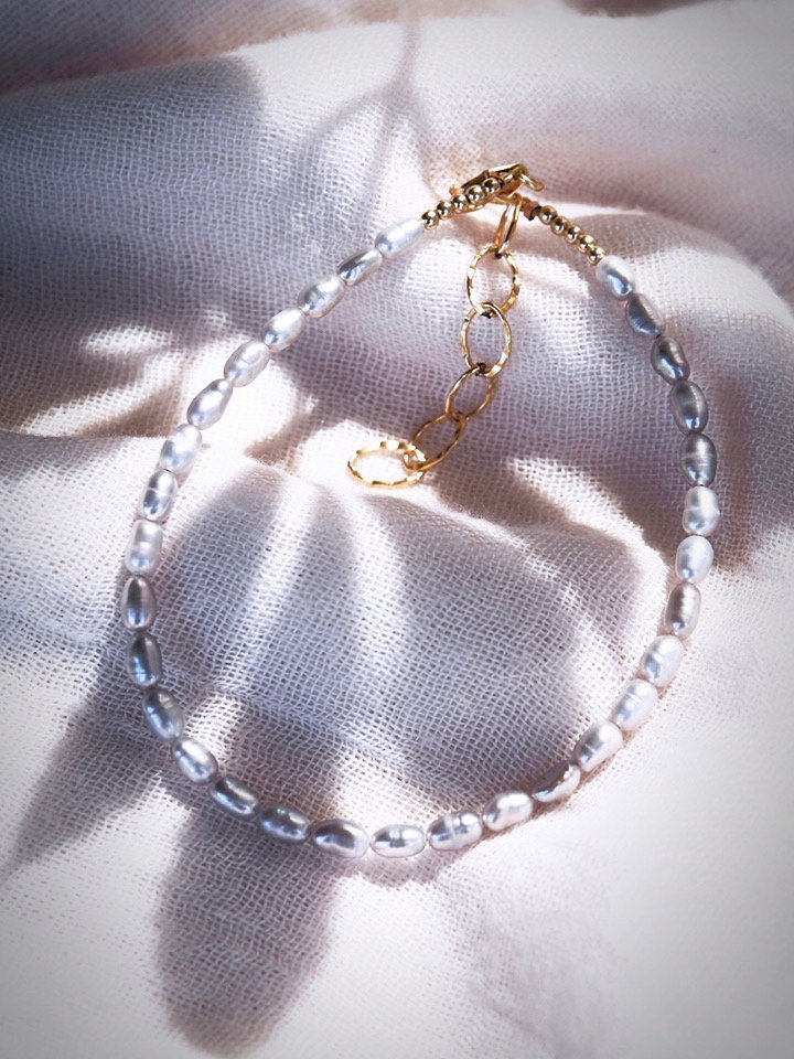 Dainty Gray Pearl Anklet - Maile