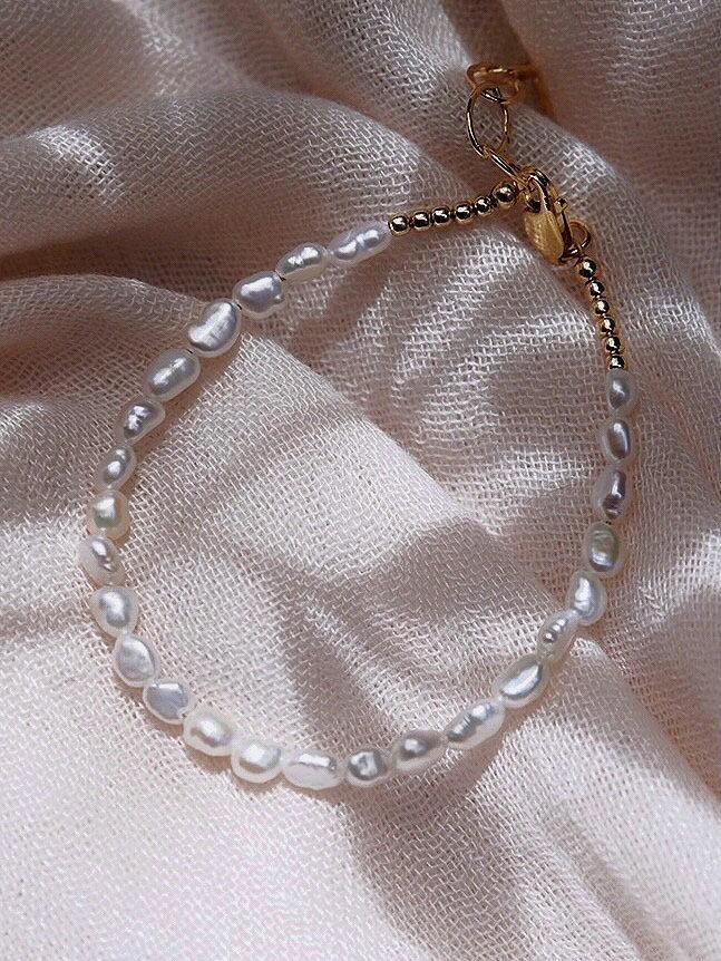 Gold Dainty White Pearl Bracelet - Maile