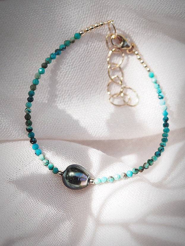 Dainty Turquoise Tahitian Pearl Bracelet - Gold Ipo