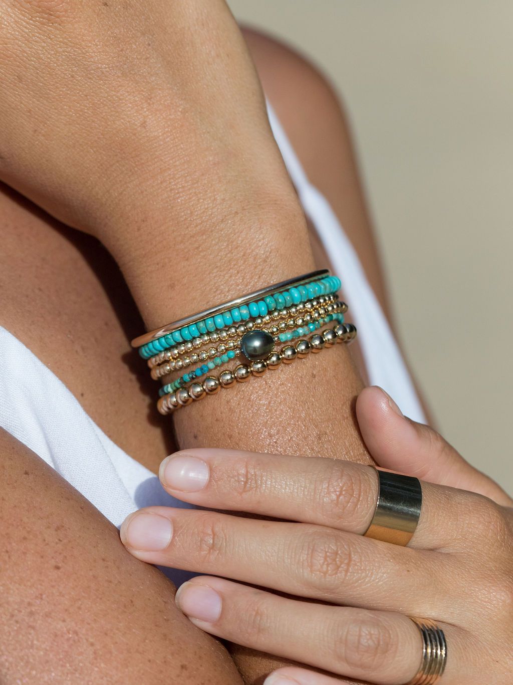 Dainty Turquoise Tahitian Pearl Bracelet - Gold Ipo