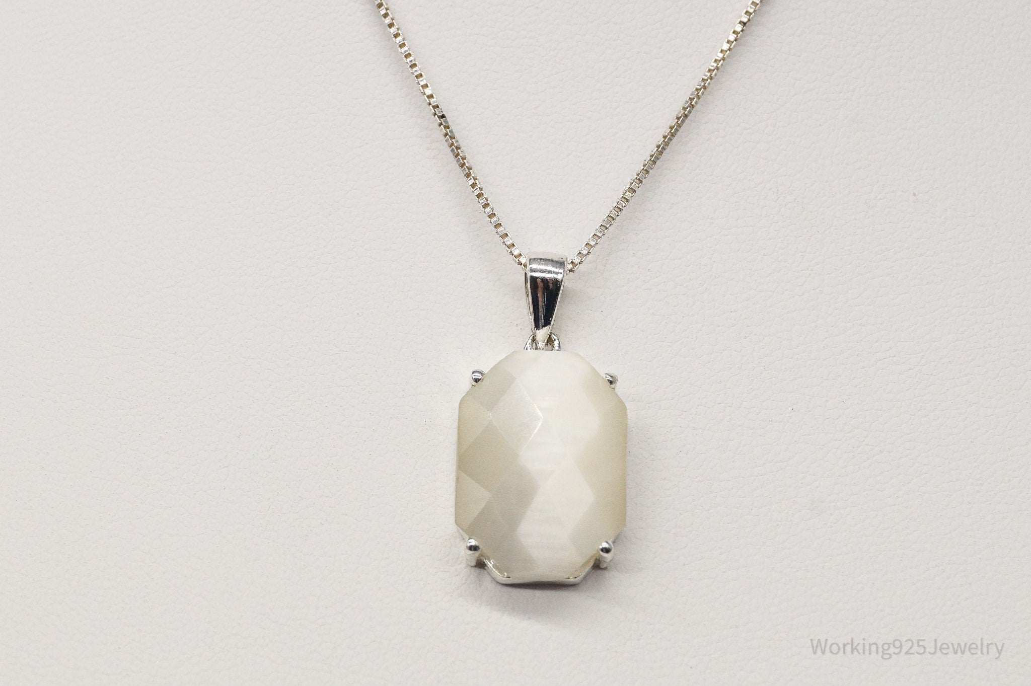 Vintage Art Deco Style Mother of Pearl Sterling Silver Necklace