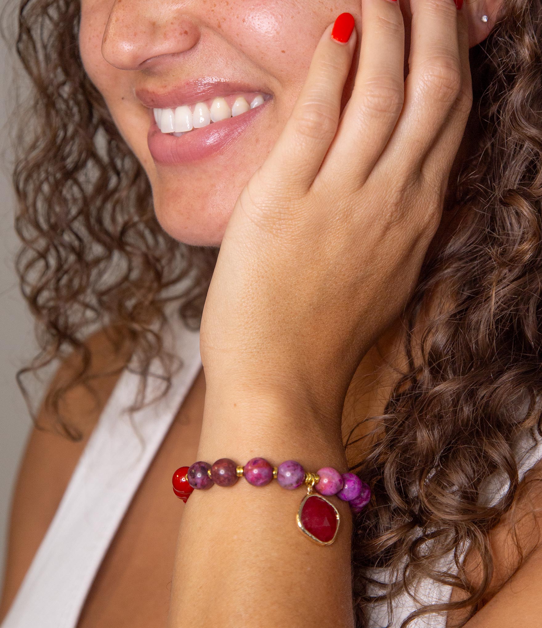 Fuchsia Agate Sunset Golden Bracelet