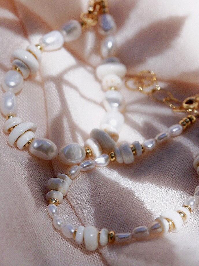 Gold Puka Shell Pearl Bracelet - Maka