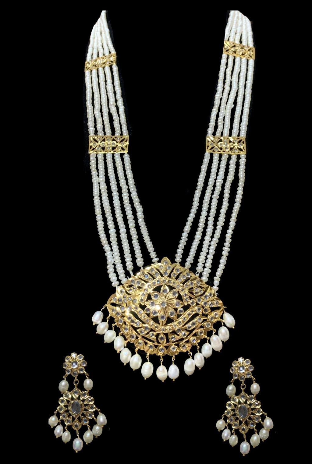 LN65 Larissa fresh water pearl necklace ( SHIPS IN 4 WEEKS )