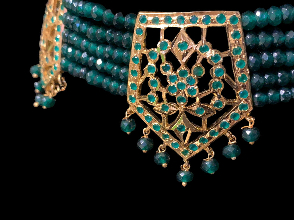 C268 Indu choker in green beads ( SHIPS IN 2  WEEK )
