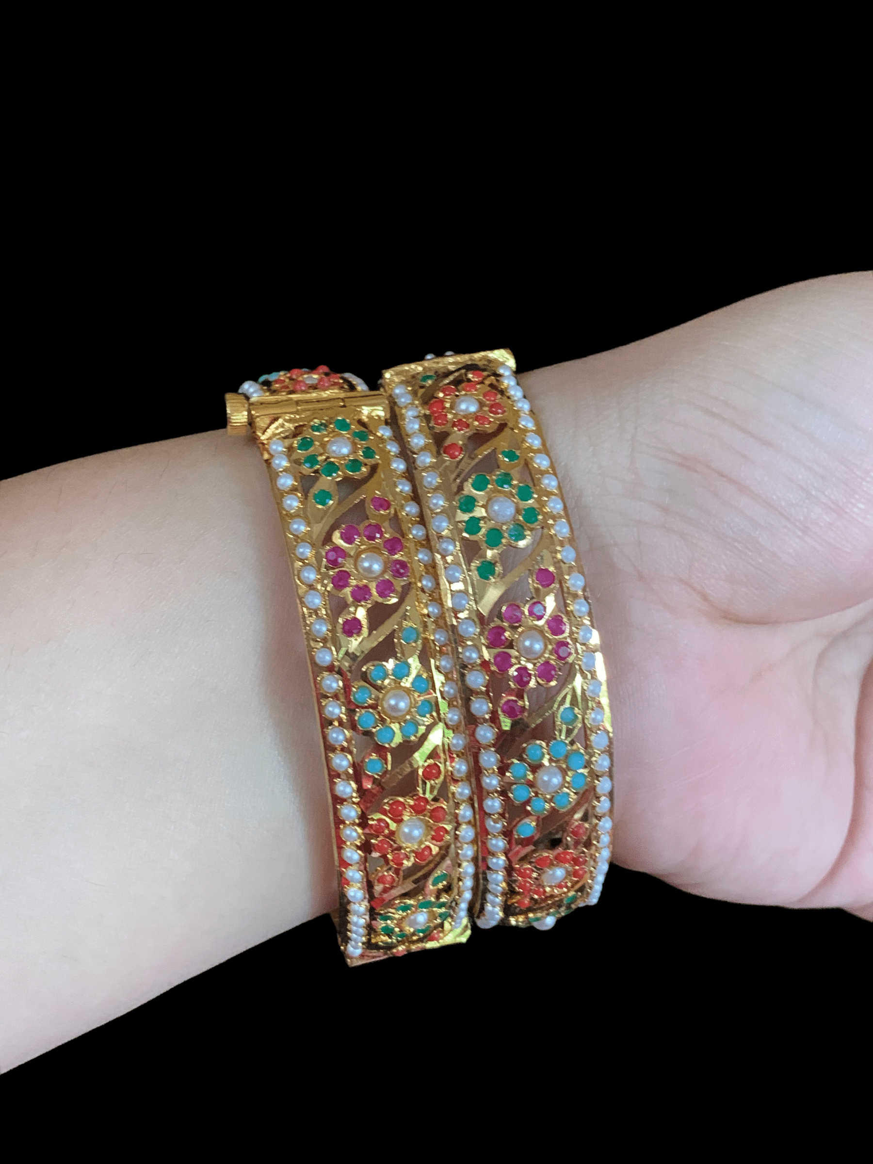 B23 SARAH JADAU BANGLES - navratan    ( SHIPS IN 4 WEEKS  )