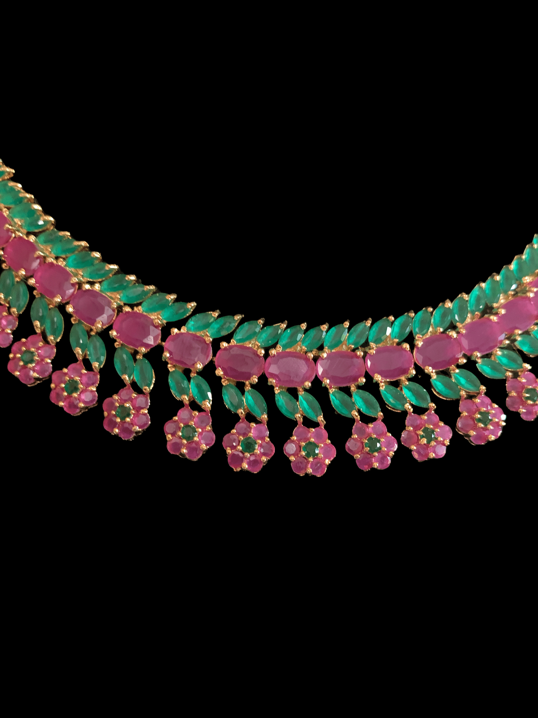 NS56 Ilma set in red green  (READY TO SHIP)