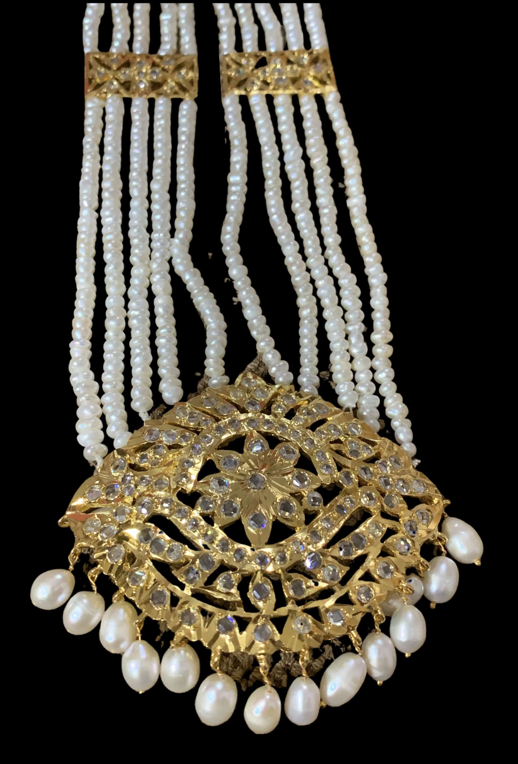 LN65 Larissa fresh water pearl necklace ( SHIPS IN 4 WEEKS )