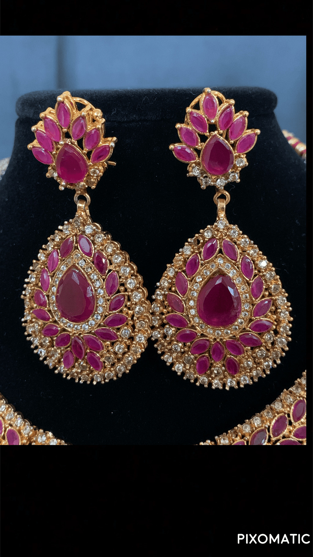 Rabeta necklace set  (SHIPS IN 4 WEEKS  )