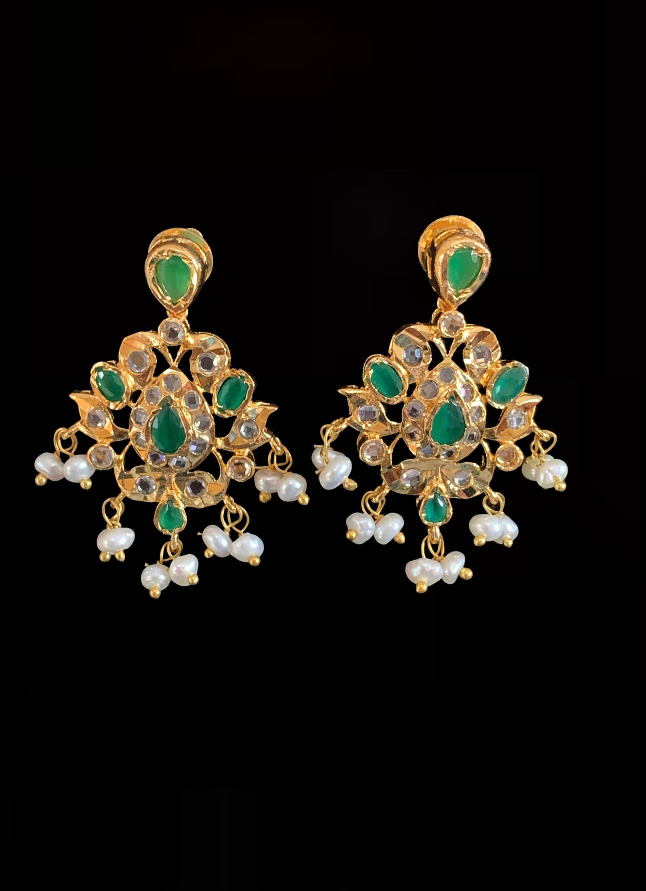 PS514 Hania hyderabadi pendant set in emeralds  ( READY TO SHIP )