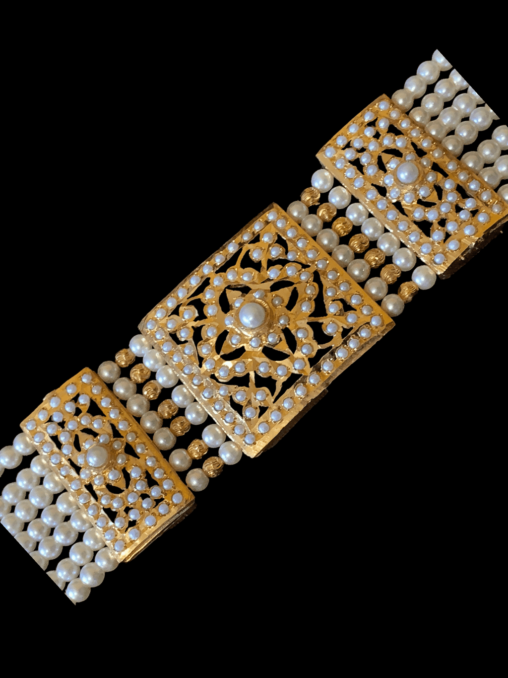B62  Saira jadau bracelet in pearls  ( READY TO SHIP )