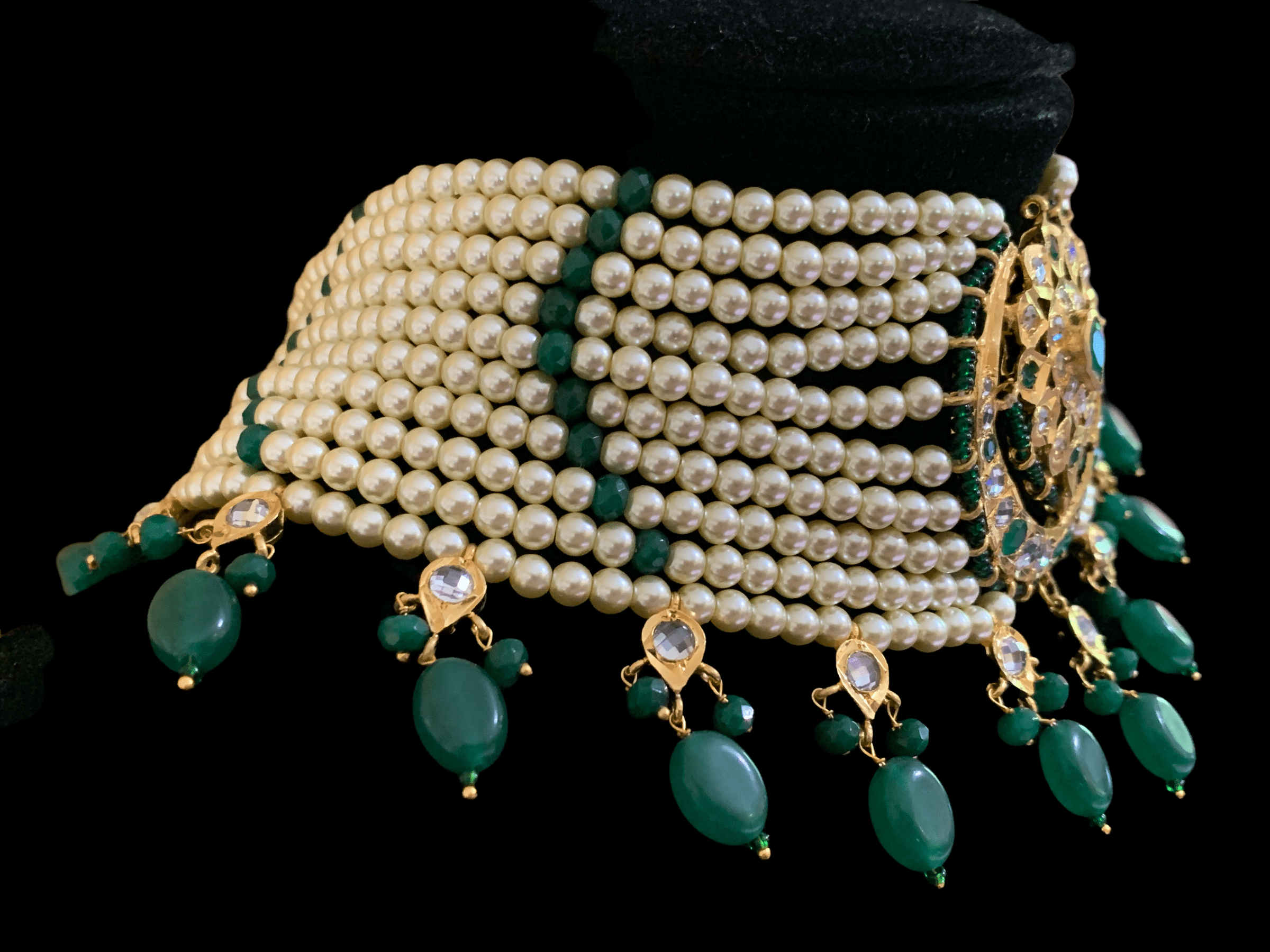 C103 Noor choker set in green with golden pearls (SHIPS IN 3 WEEKS )