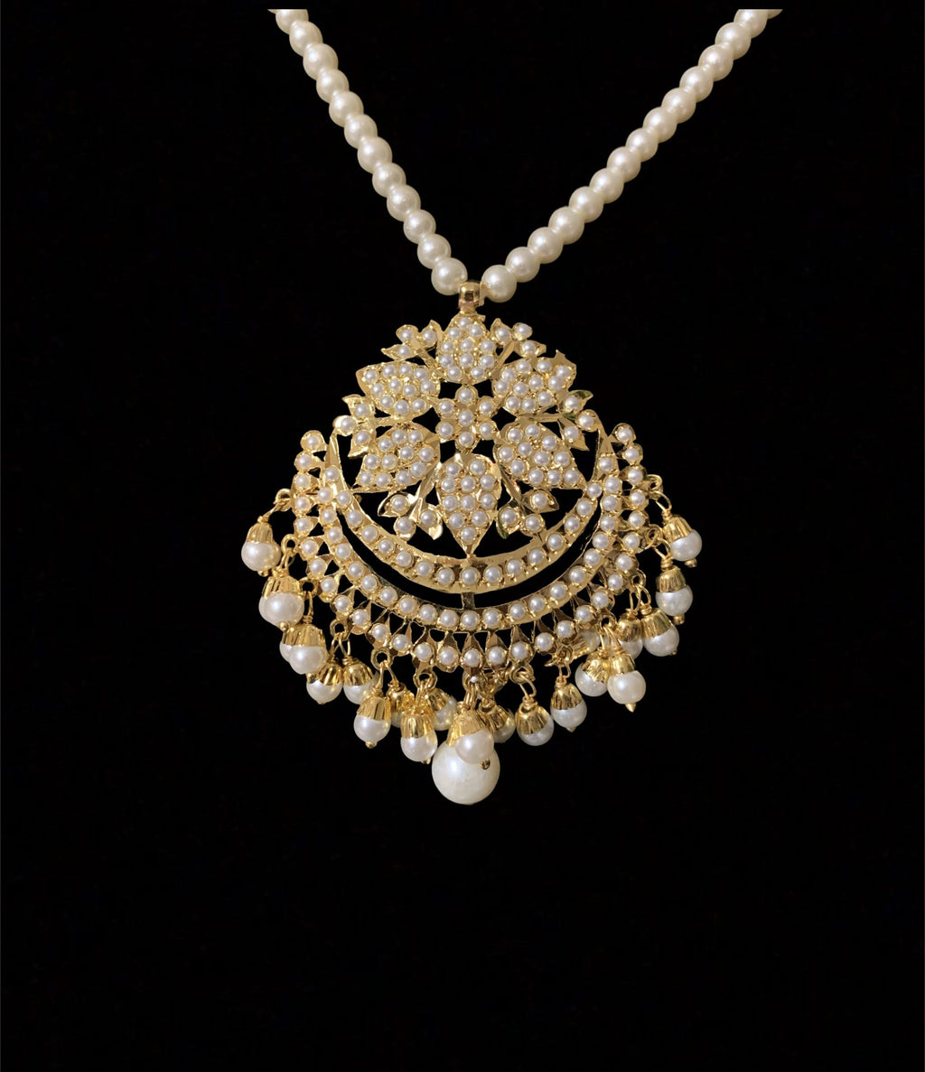 PS466 Mohini pendant set ( pearls ) ( READY TO SHIP )