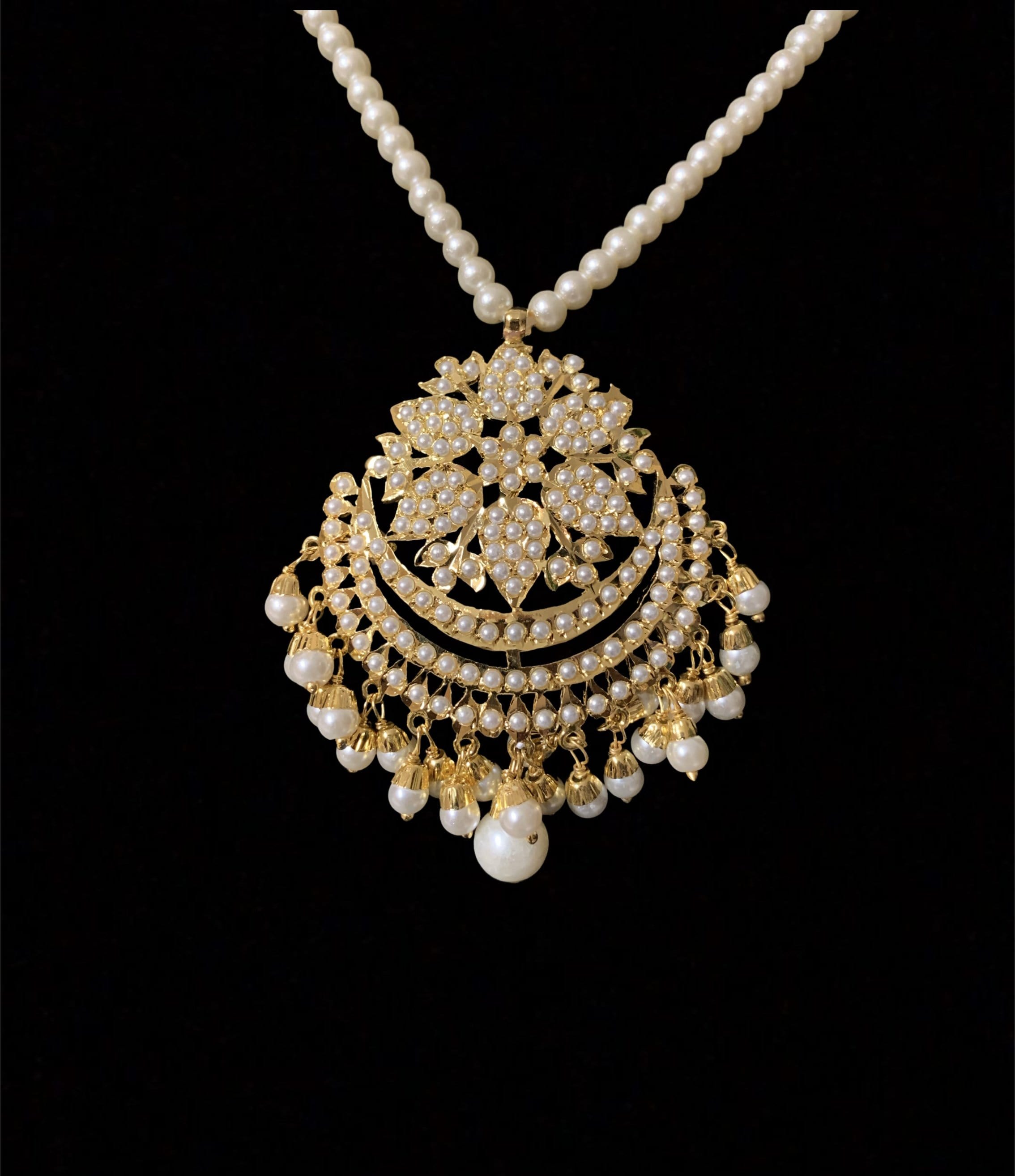 PS466 Mohini pendant set ( pearls ) ( READY TO SHIP )