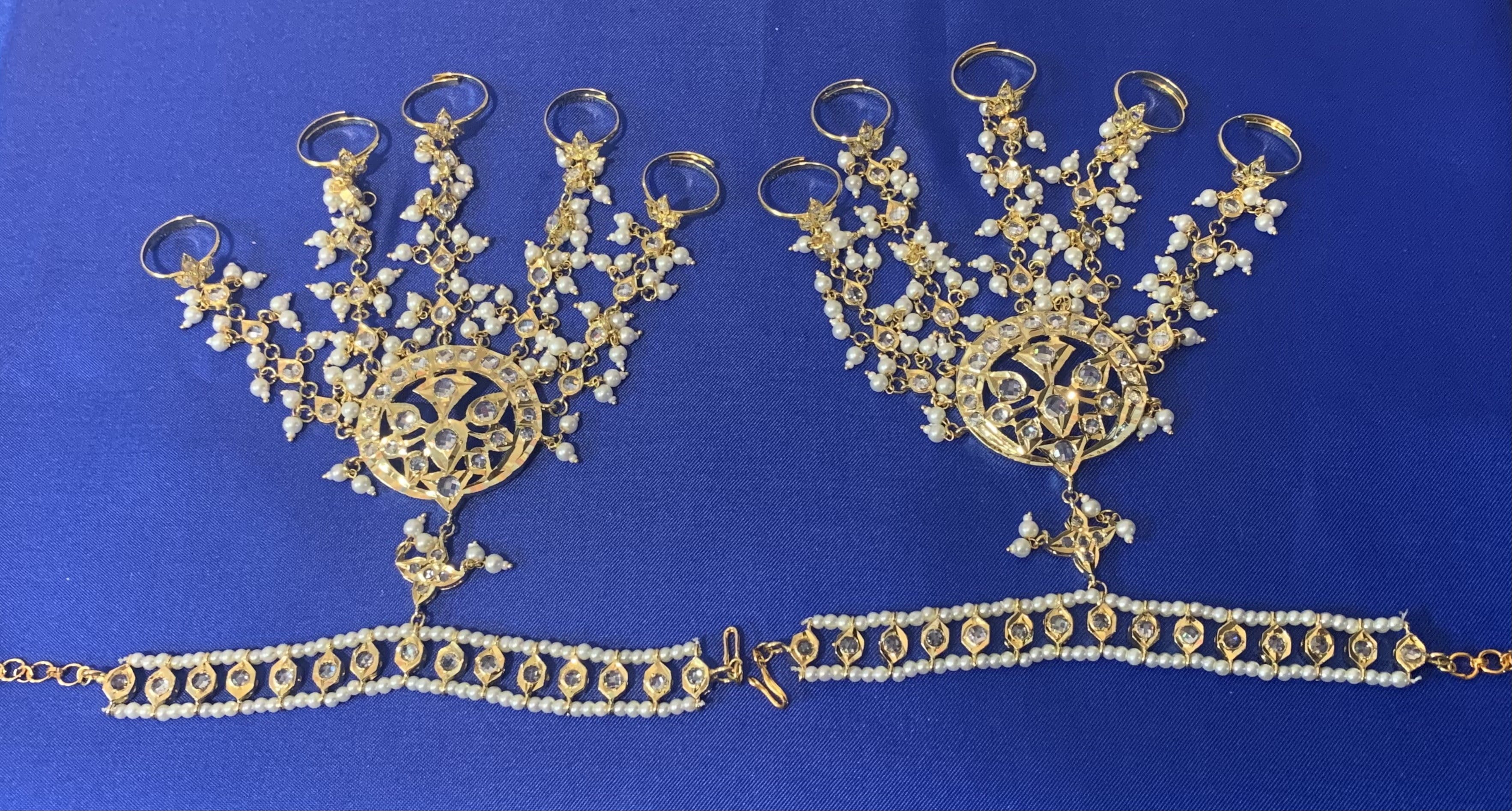 HP9 Meena haath phool  ( SHIPS IN 4 WEEKS )