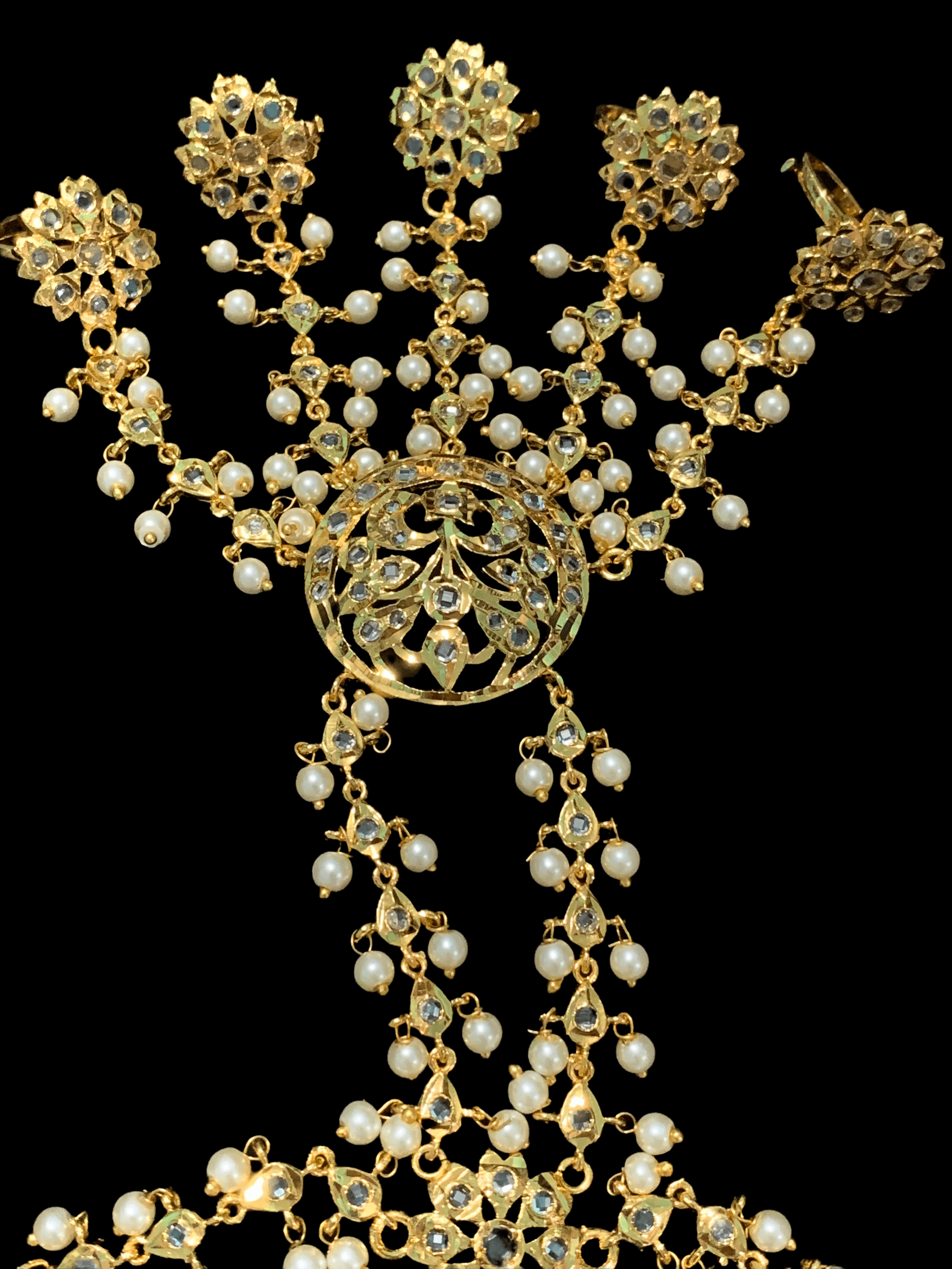 Soha haathphool - pearls  ( one pair )  ( SHIPS IN 3 WEEKS )