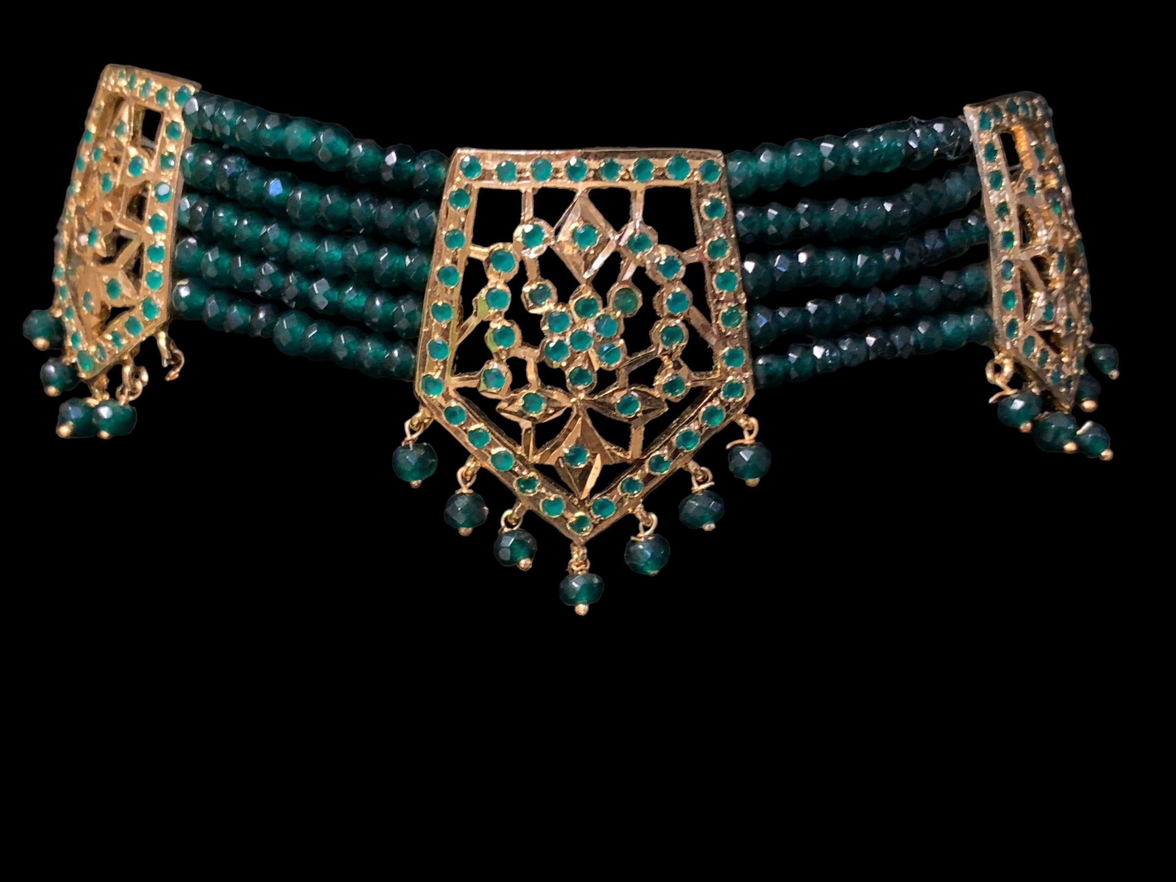 C268 Indu choker in green beads ( SHIPS IN 2  WEEK )