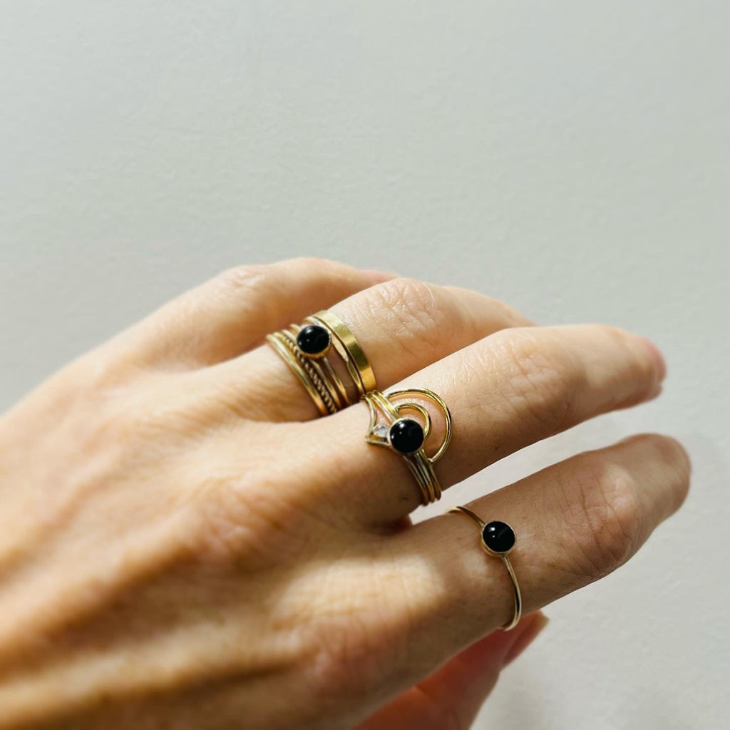 ONYX RING