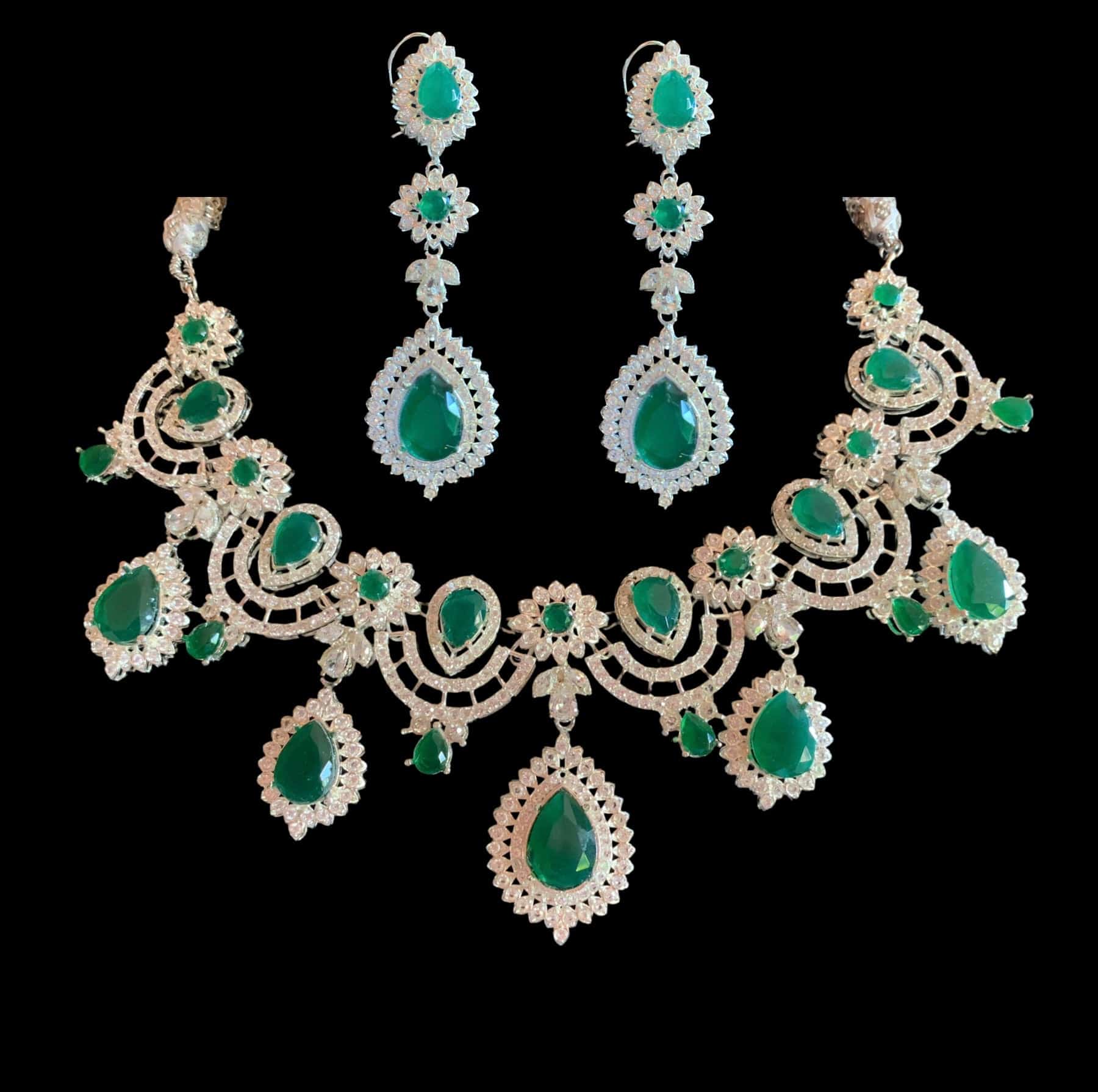 BR8 Sabina Cz bridal set ( READY TO SHIP)