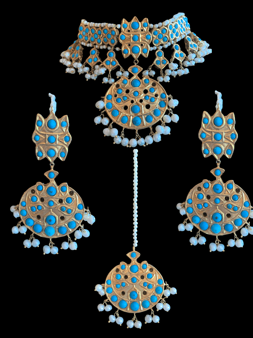 C210 Reza feroza choker set in fresh water pearls ( SHIPS IN 2 WEEKS  )